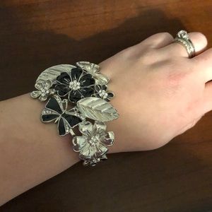 Corsage bracelet